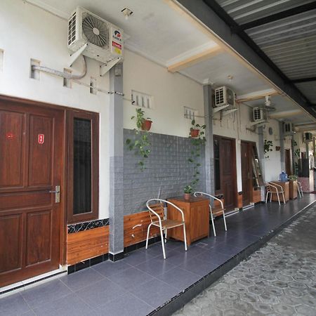 Super Oyo Capital O 2258 Santana Syariah Guest House Kartosuro Εξωτερικό φωτογραφία