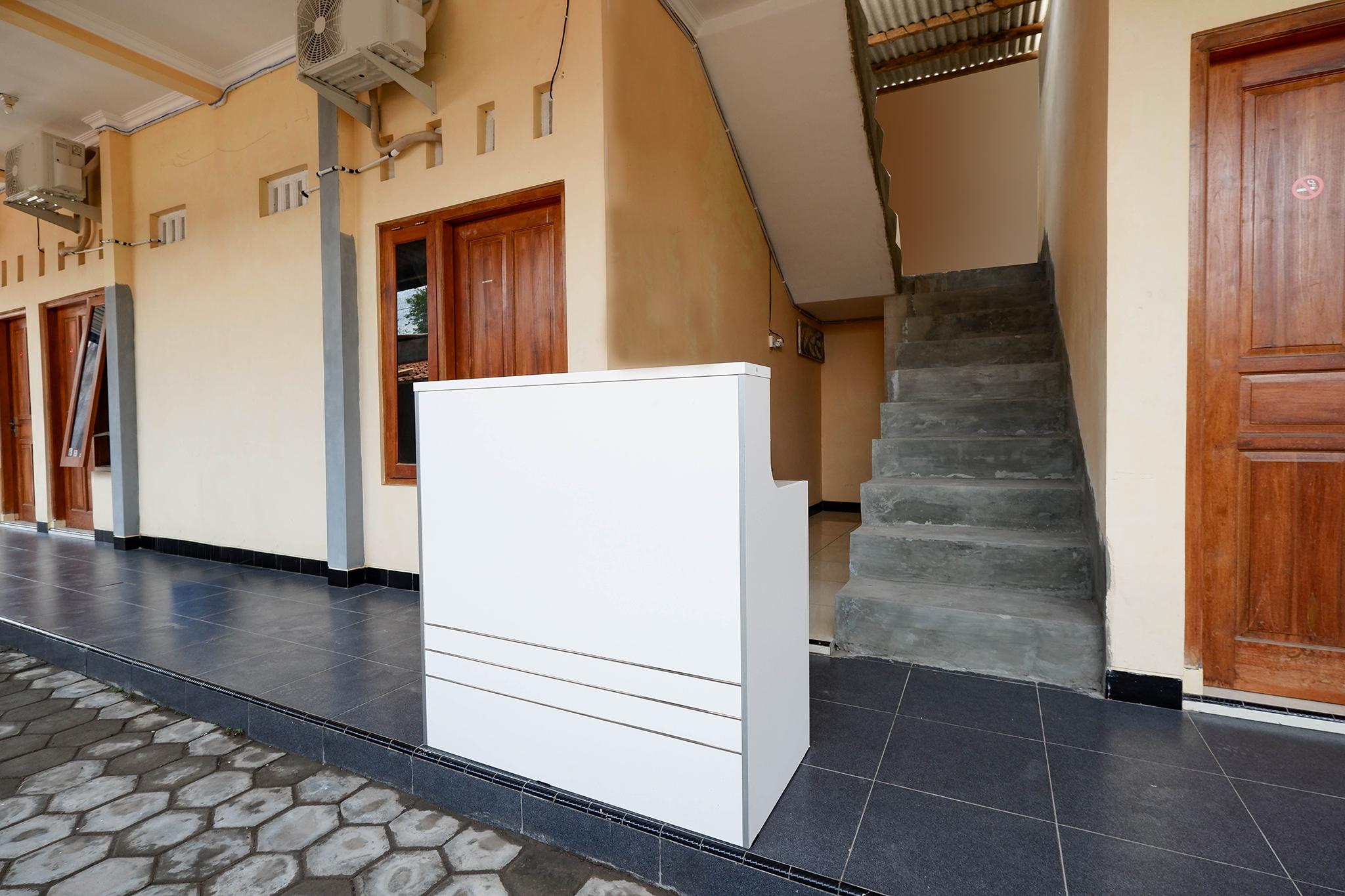 Super Oyo Capital O 2258 Santana Syariah Guest House Kartosuro Εξωτερικό φωτογραφία